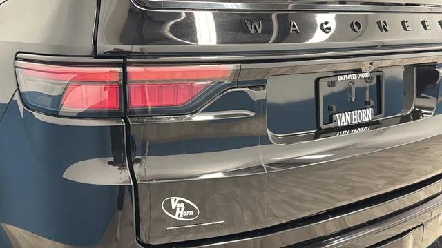 2023 Jeep Wagoneer Series II Carbide 4x4