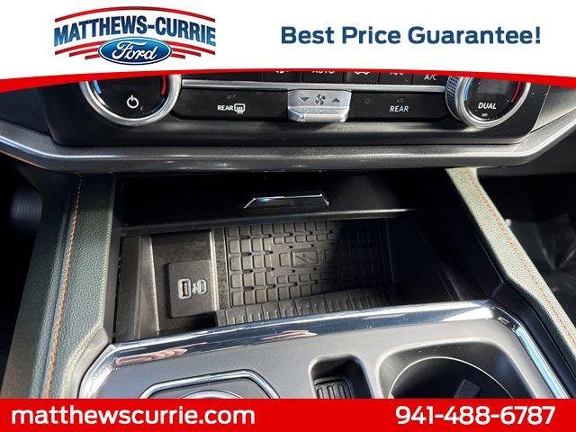 2024 Ford Expedition Timberline