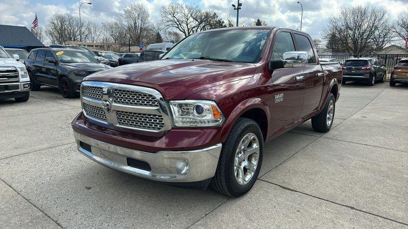 2018 Ram 1500 Laramie Crew Cab 4x4 5'7" Box for sale in Taylor, MI