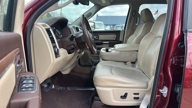 2018 Ram 1500 Laramie Crew Cab 4x4 57 Box