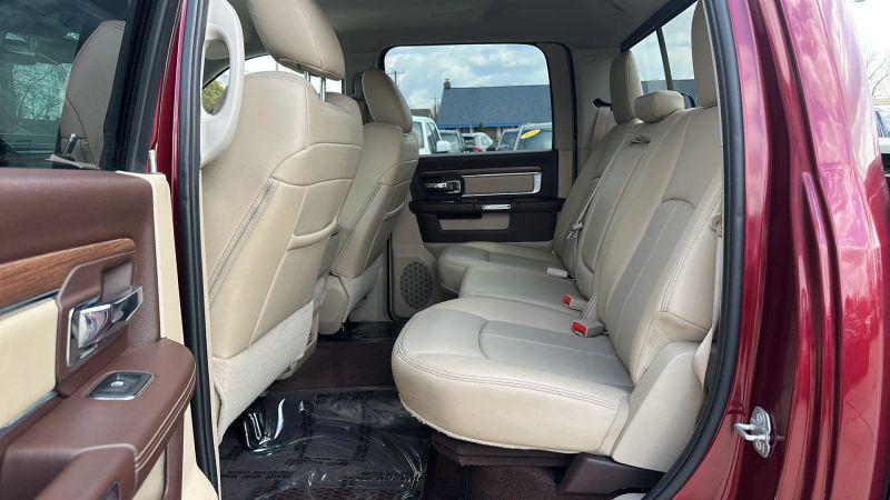 2018 Ram 1500 Laramie Crew Cab 4x4 57 Box