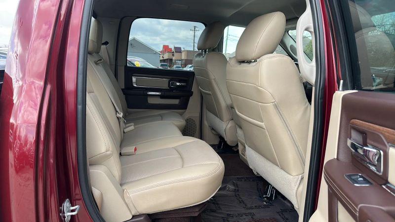 2018 Ram 1500 Laramie Crew Cab 4x4 57 Box