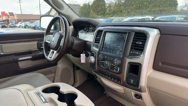 2018 Ram 1500 Laramie Crew Cab 4x4 57 Box