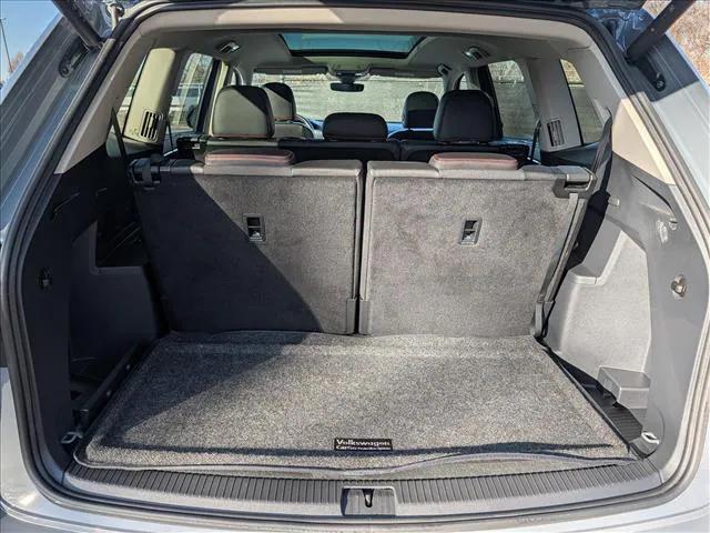 2025 Volkswagen Atlas 2.0T Peak Edition