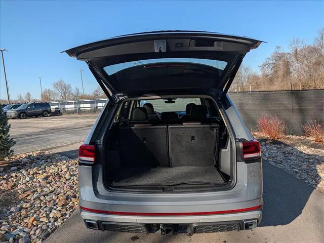 2025 Volkswagen Atlas 2.0T Peak Edition