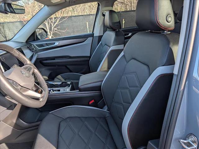 2025 Volkswagen Atlas 2.0T Peak Edition