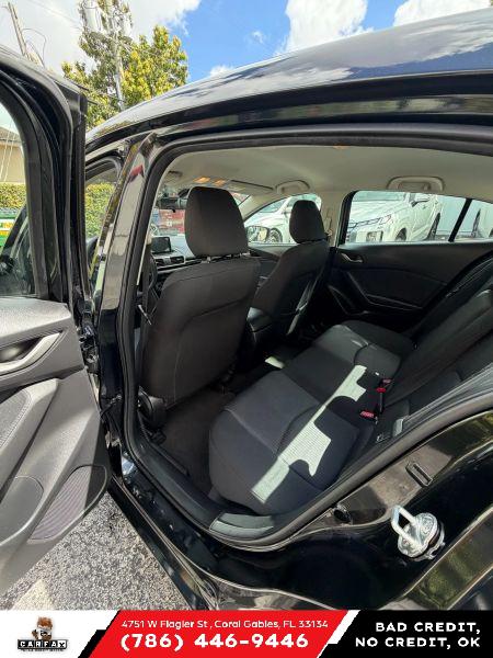 2016 Mazda Mazda3 i Sport