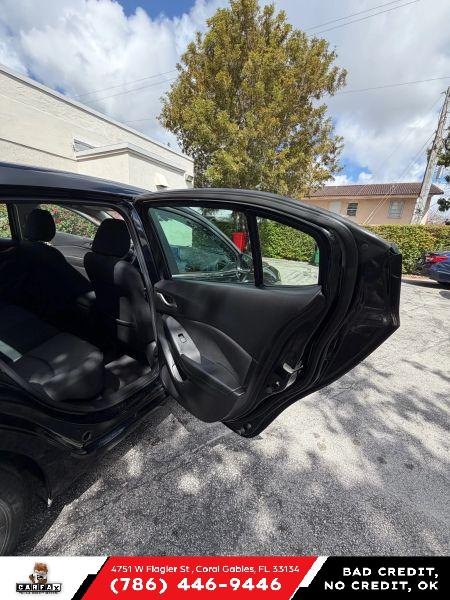 2016 Mazda Mazda3 i Sport