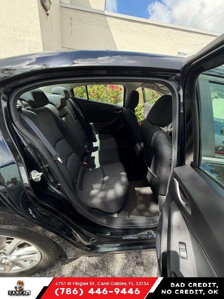 2016 Mazda Mazda3 i Sport