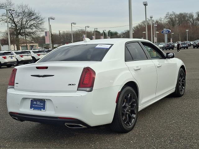 2023 Chrysler 300 Touring L AWD