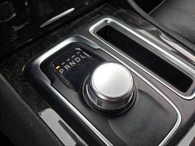 2023 Chrysler 300 Touring L AWD
