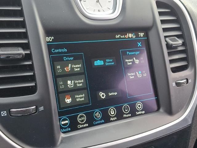 2023 Chrysler 300 Touring L AWD