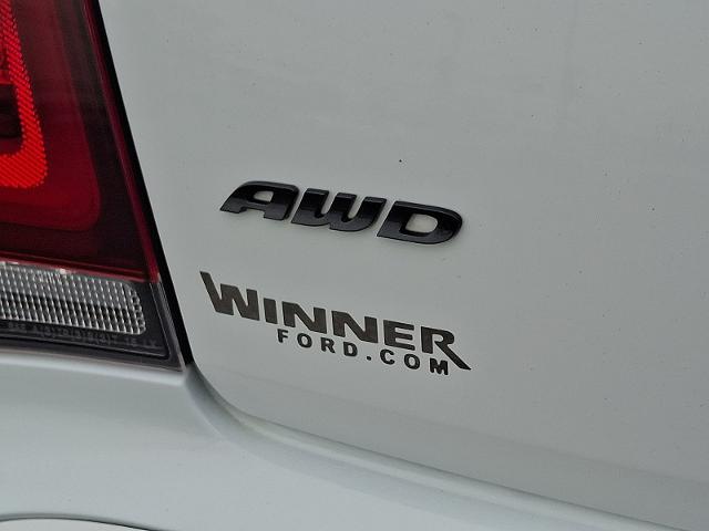 2023 Chrysler 300 Touring L AWD