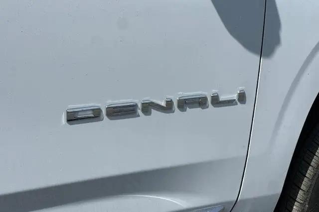 2026 GMC Yukon XL 4WD Denali