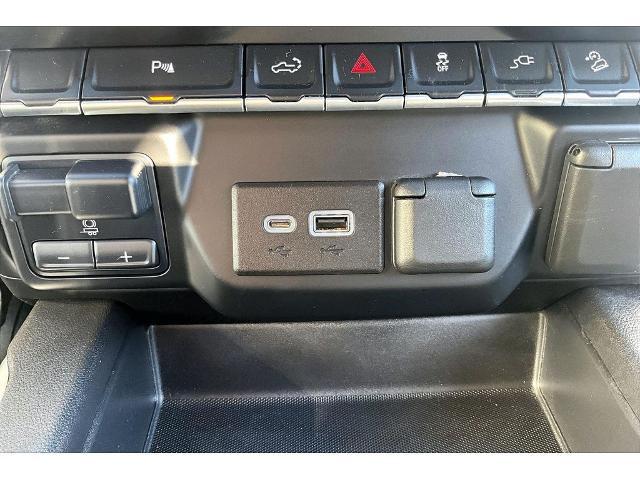 2022 Chevrolet Silverado 1500 4WD Crew Cab Standard Bed LT Trail Boss