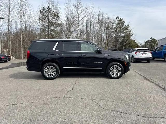 2025 GMC Yukon 4WD Denali