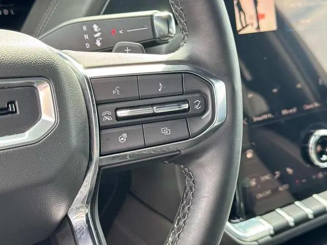 2025 GMC Yukon 4WD Denali