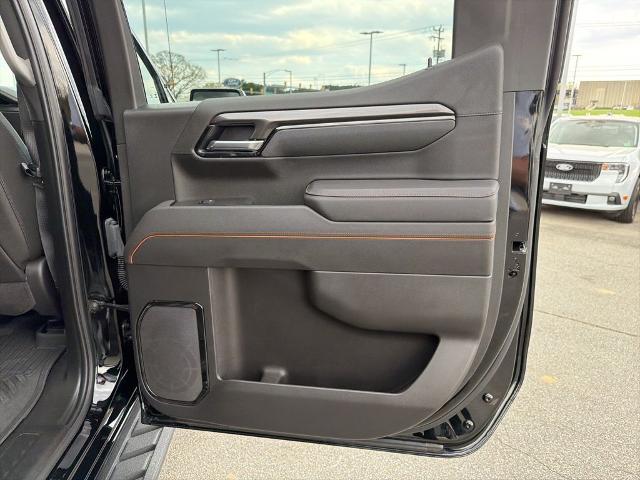 2025 GMC Sierra 1500 4WD Crew Cab Short Box AT4