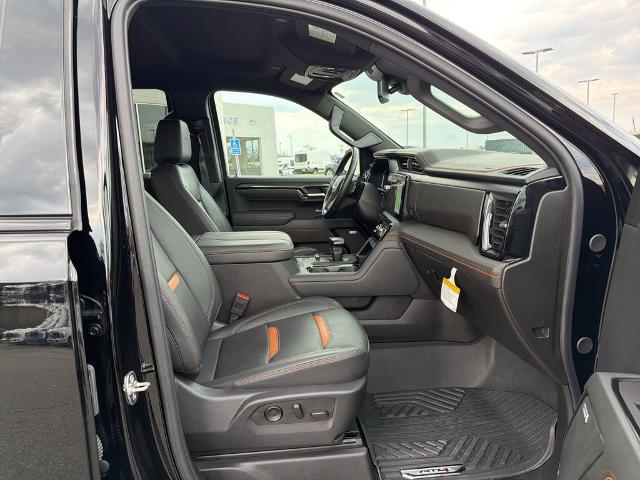 2025 GMC Sierra 1500 4WD Crew Cab Short Box AT4