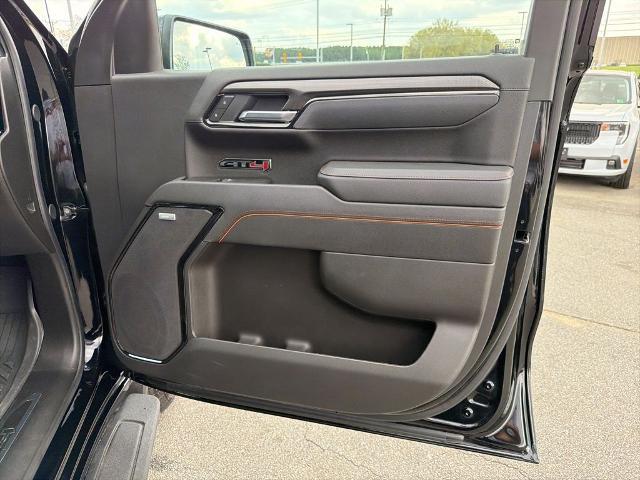 2025 GMC Sierra 1500 4WD Crew Cab Short Box AT4