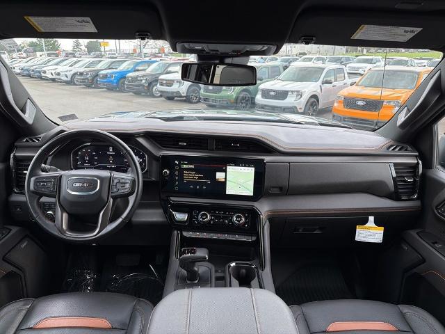 2025 GMC Sierra 1500 4WD Crew Cab Short Box AT4