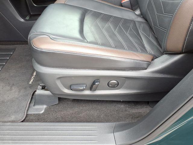 2025 Nissan Pathfinder Platinum FWD