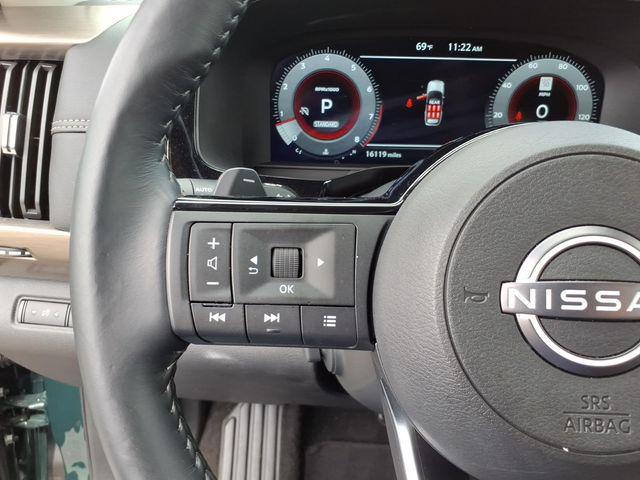 2025 Nissan Pathfinder Platinum FWD