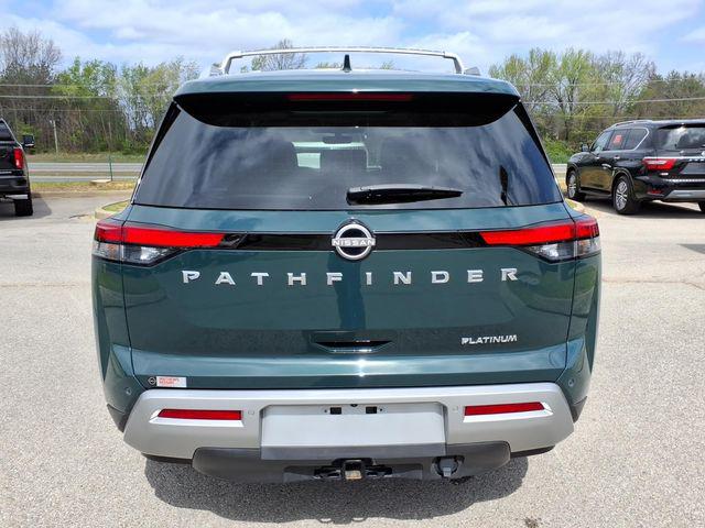 2025 Nissan Pathfinder Platinum FWD