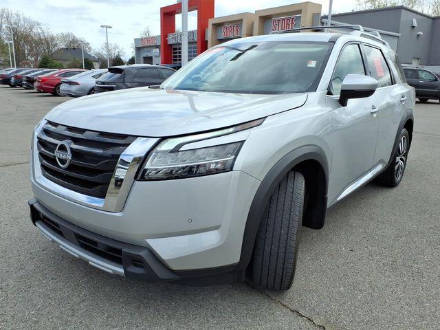 2024 Nissan Pathfinder Platinum 4WD