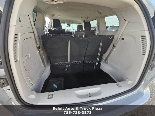 2023 Chrysler Pacifica Hybrid Touring L