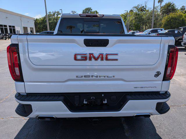 2023 GMC Sierra 1500 4WD Crew Cab Short Box Denali