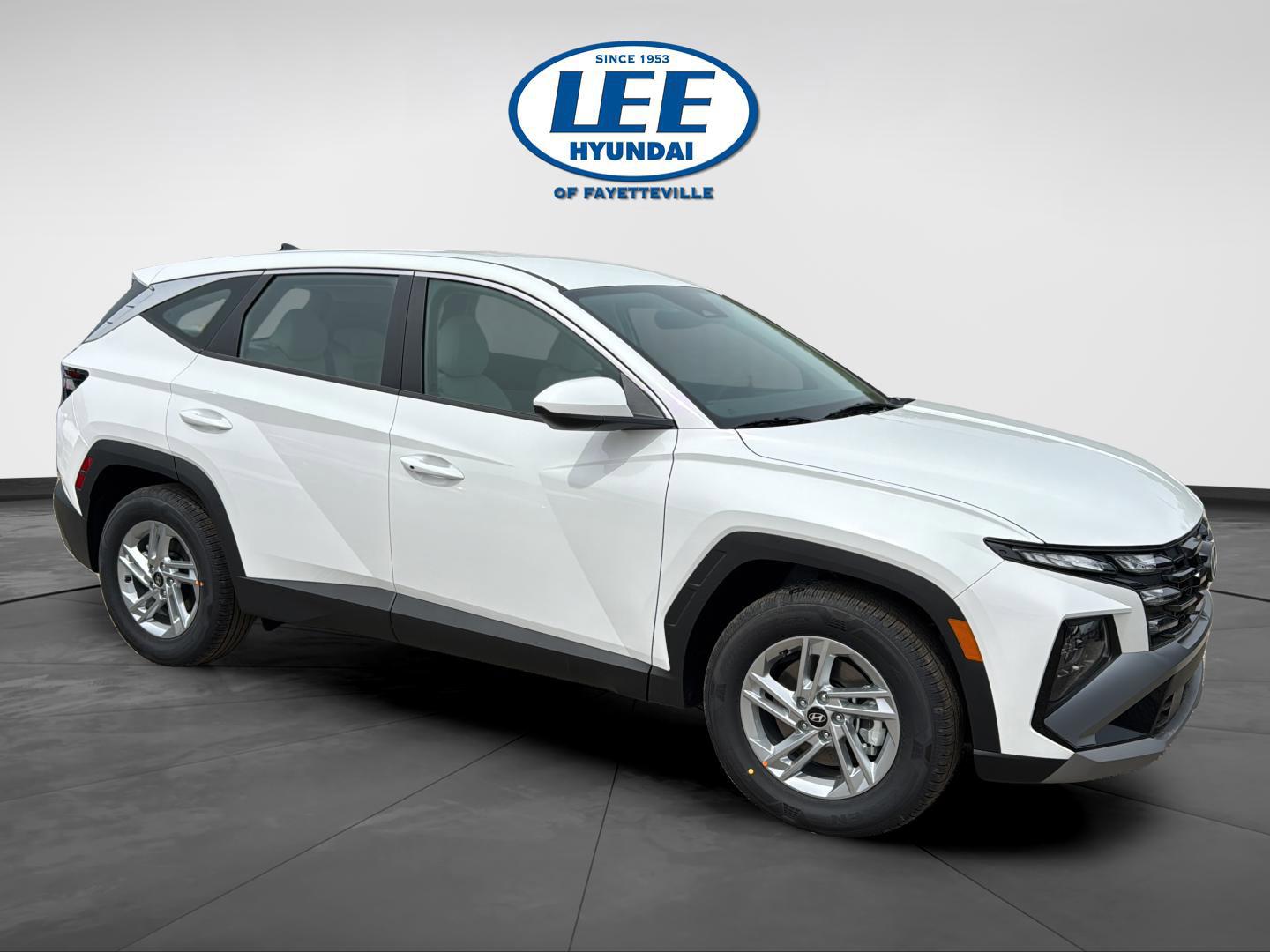 2026 Hyundai Tucson SE FWD's photo