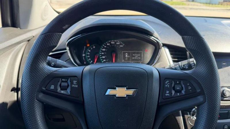 2022 Chevrolet Trax AWD LS