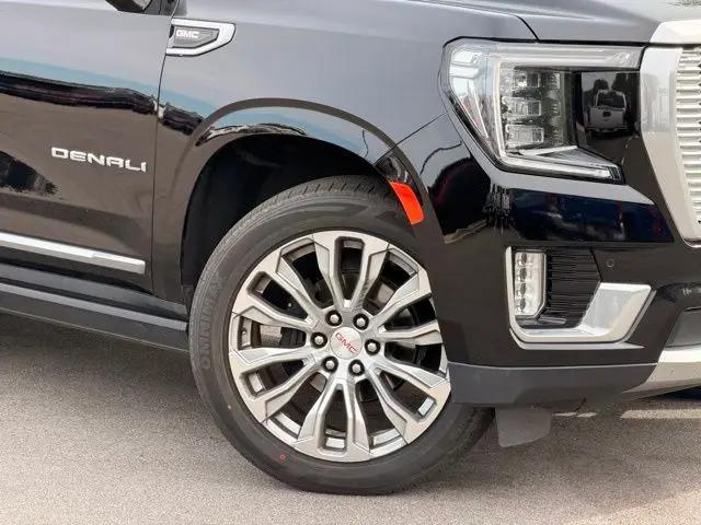 2023 GMC Yukon 4WD Denali