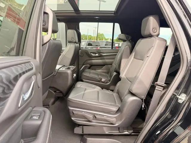 2023 GMC Yukon 4WD Denali