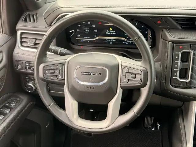 2023 GMC Yukon 4WD Denali