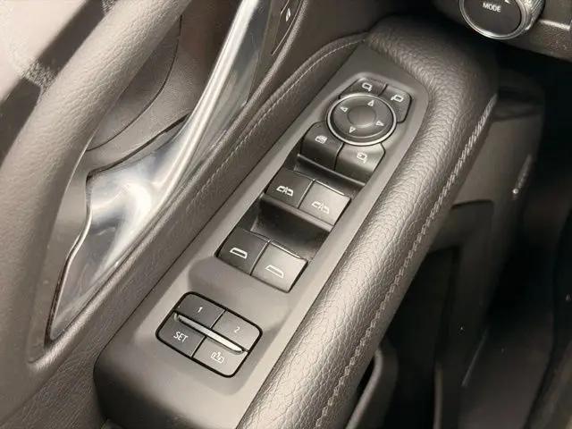 2023 GMC Yukon 4WD Denali