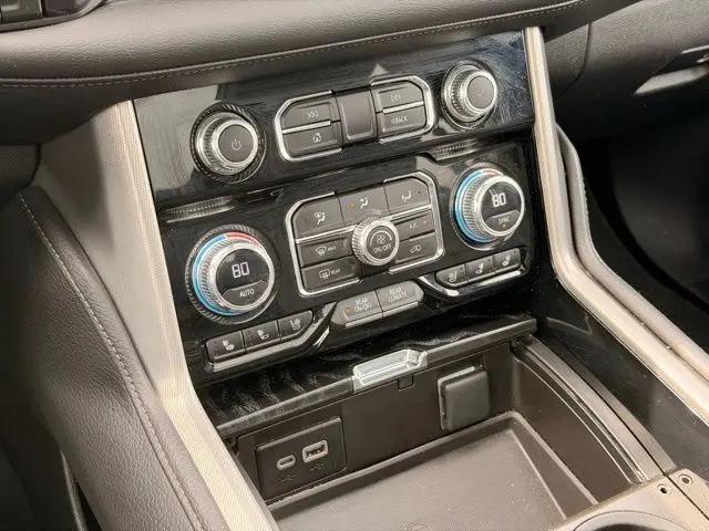 2023 GMC Yukon 4WD Denali