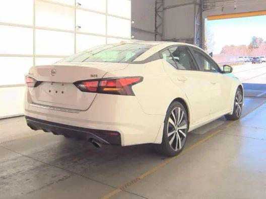 2021 Nissan Altima SR FWD