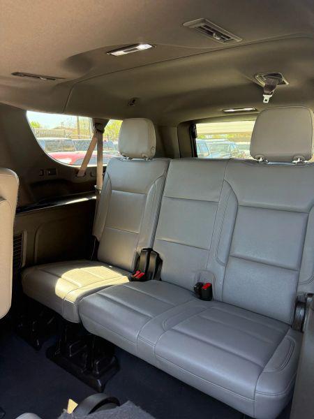 2022 Chevrolet Suburban 2WD LT