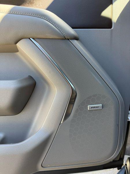 2022 Chevrolet Suburban 2WD LT