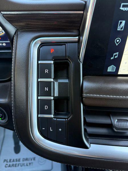 2022 Chevrolet Suburban 2WD LT