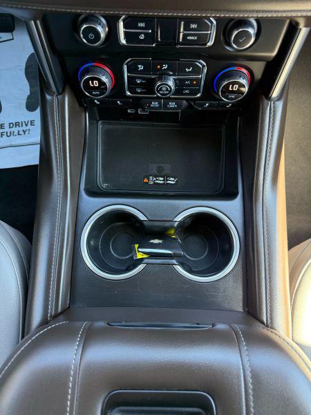 2022 Chevrolet Suburban 2WD LT