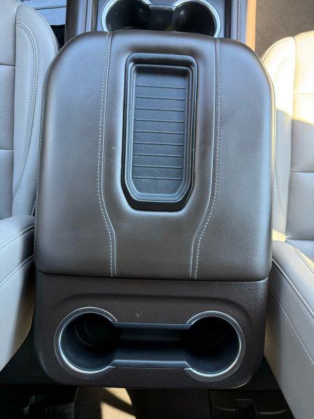 2022 Chevrolet Suburban 2WD LT