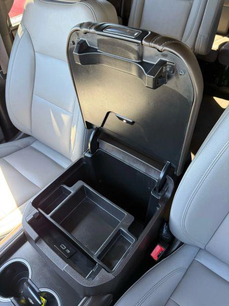 2022 Chevrolet Suburban 2WD LT