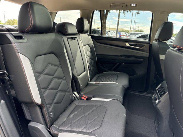 2026 Volkswagen Atlas Peak Edition