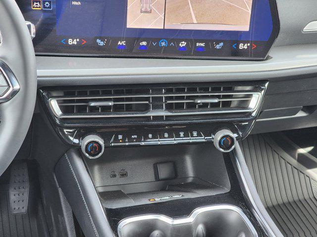 2026 Chevrolet Traverse AWD LT
