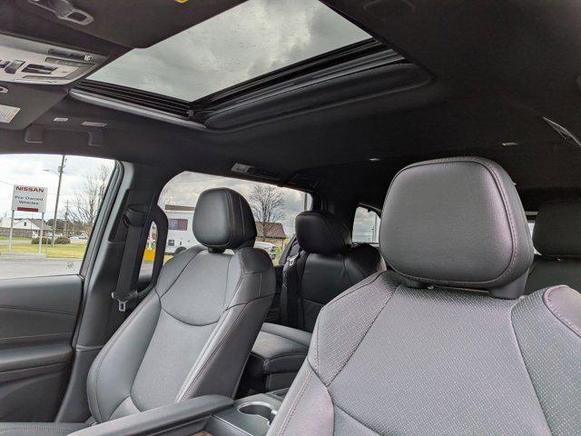 2025 Toyota Sienna Platinum