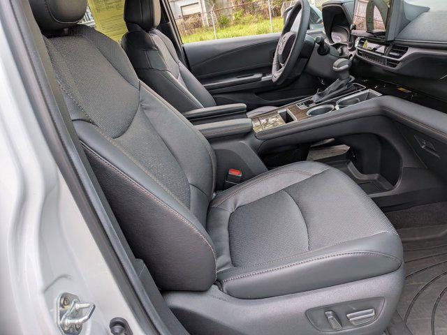 2025 Toyota Sienna Platinum
