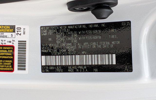 2025 Toyota Sienna Platinum